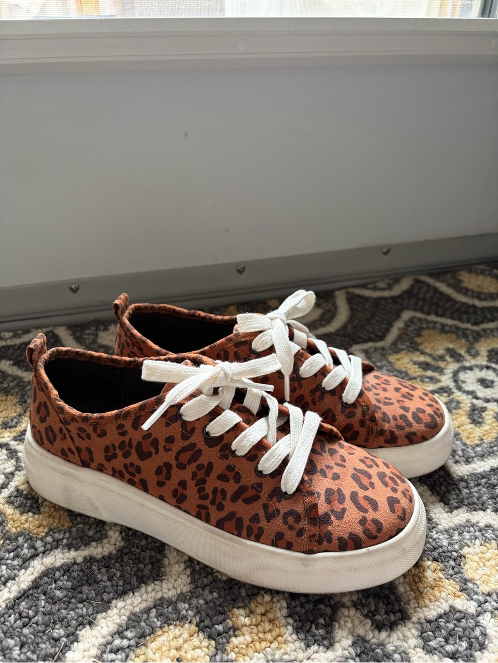 2/$30⚡️- SHOES | Women’s Joe Fresh x Jillian Harris cheetah sneakers size 7